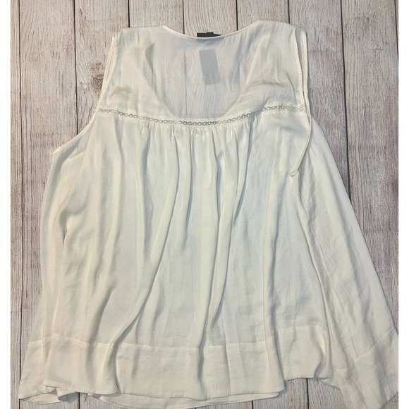 Lane Bryant cream sleeveless top NWT size 26 - Picture 2 of 6